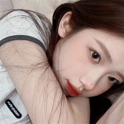 玫瑰的战争海报