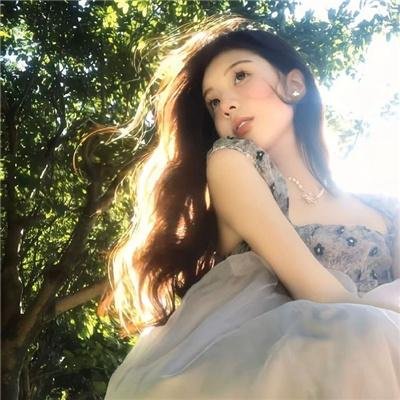 给我讲故事海报